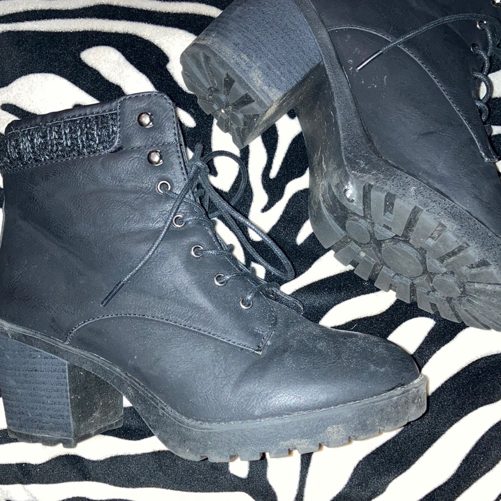 Black cuffed booties